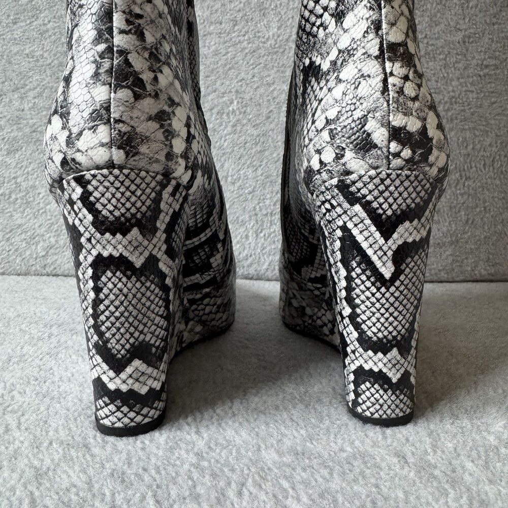 Michael Kors Leather Knee-High Wedge Boot Snake Size 7.5M Festival Concert Party - Picture 5 of 15